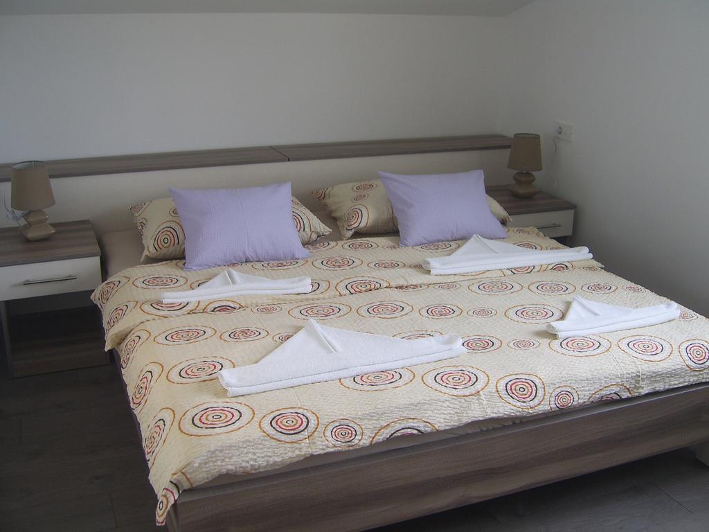 Apartments Villa Erik Rogoznica  Zewnętrze zdjęcie